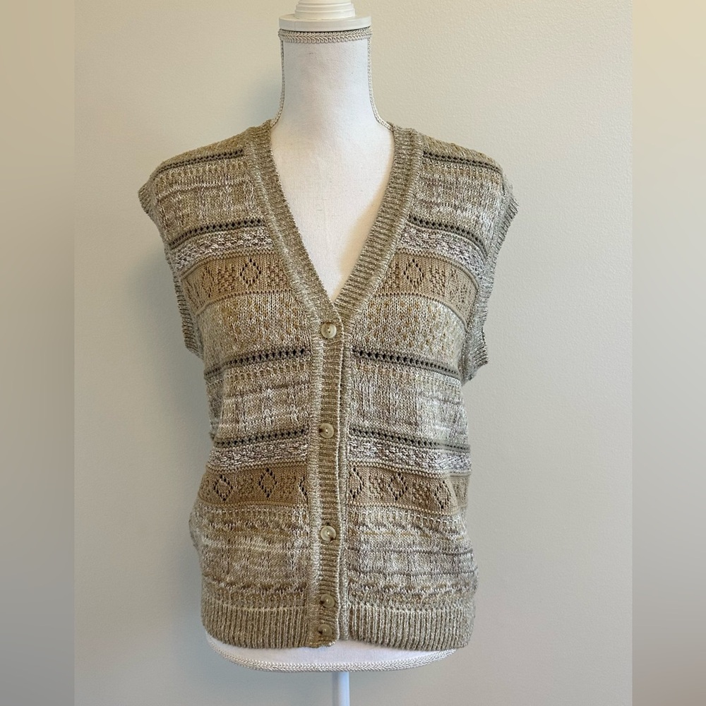 Izod Club | Women's Tan Patterned Sweater Vest